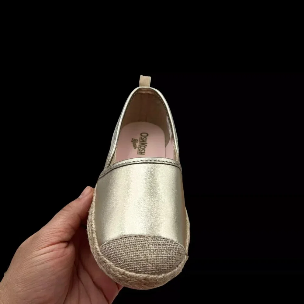 Oshkosh Toddler/Little Girls Slip-on Casual Shoe Size 10 Gold Metallic‎ Finish